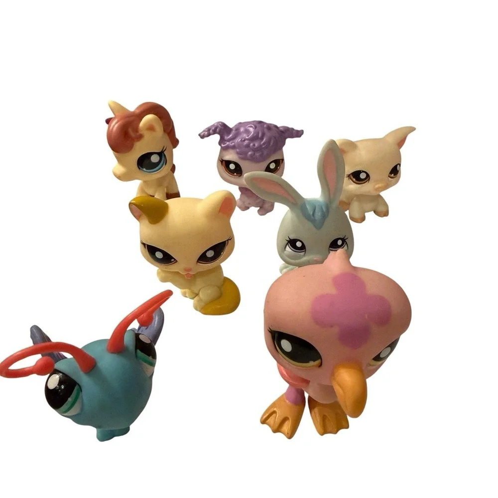 Littlest Pet Shop Shopping Mall Partial Set #1685-1694 7 Pets Accessories LPS